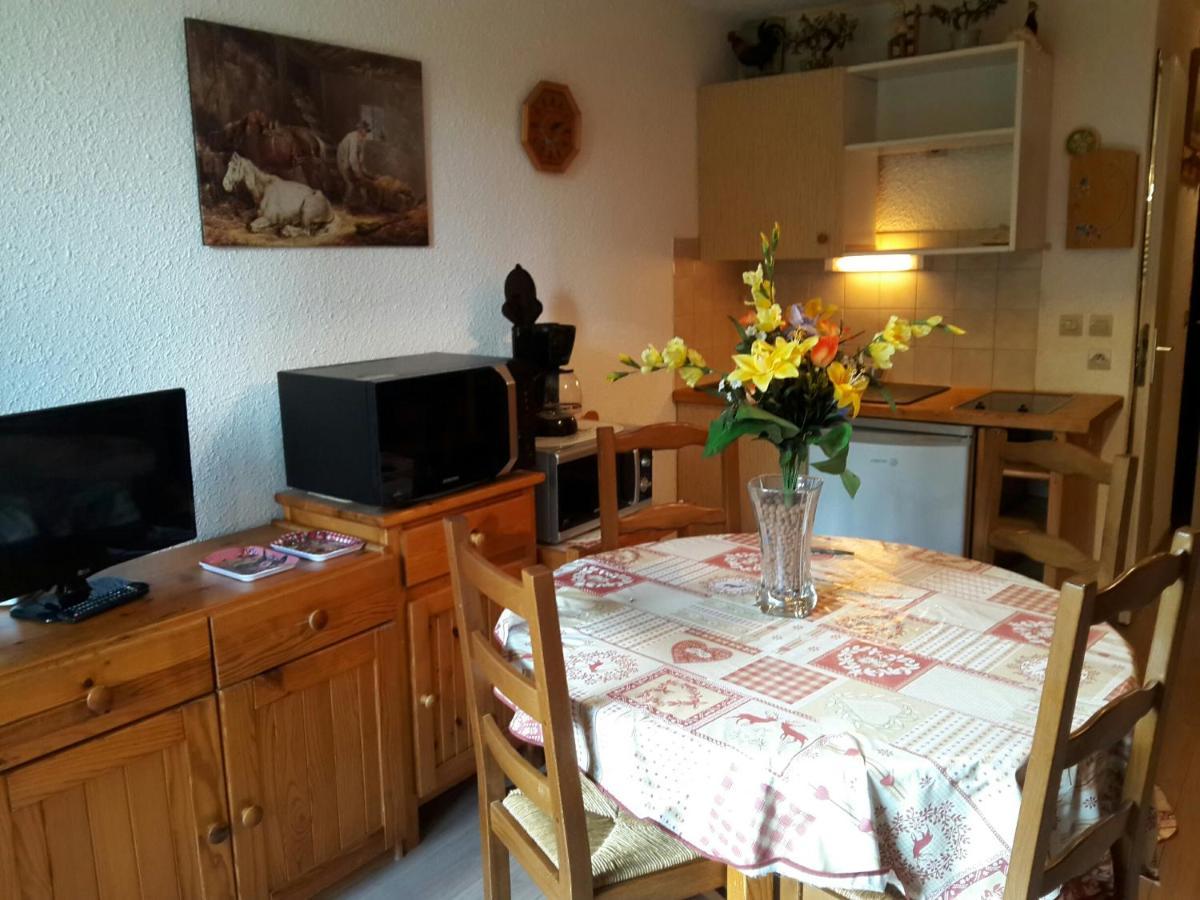 Combe Blanche 1309 Apartment Manigod Bagian luar foto
